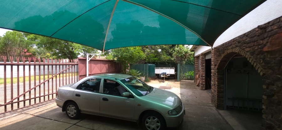 3 Bedroom Property for Sale in Potchefstroom North West
